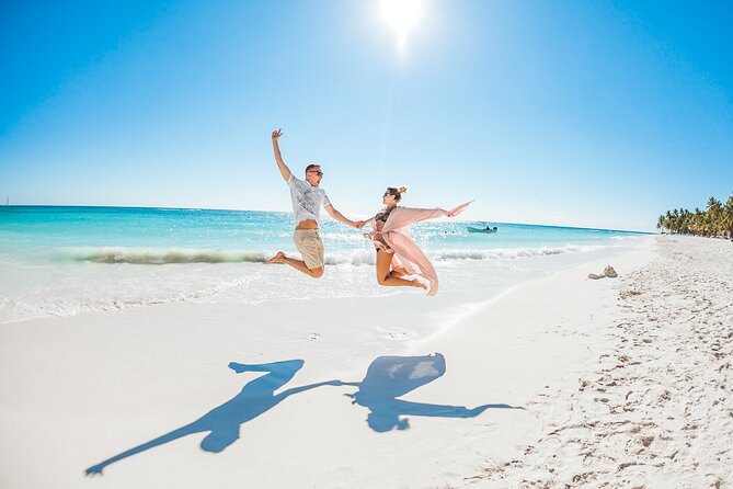 Professional photoshoot in Punta Cana and DR - Book now! - Starting with a private beach session