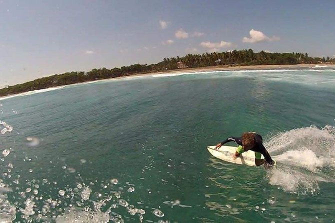 Professional surf lessons Dominican Republic, Cabarete, Encuentro - The strongest value is instruction, not extras