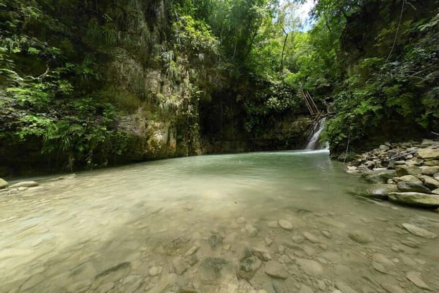 Puerto Plata: 27 Waterfalls Adventure with Traditional Lunch - Crowds can change the whole mood