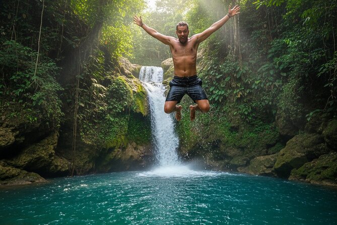 Puerto Plata: Adventure in the 27 Waterfalls and Safari by Jeep - The 4x4 ride through Puerto Plata’s mountain country