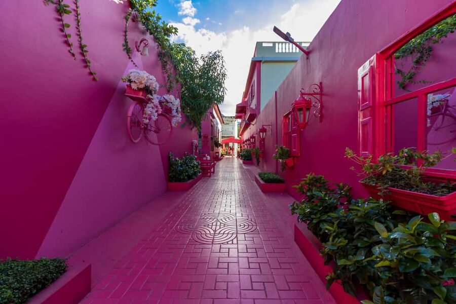 Puerto Plata: City tour through the historic old town - Chocolate on Calle 30 Marzo and Calle Imbert