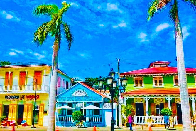 Puerto Plata City Tours - Amber, jewelry, and the shopping question
