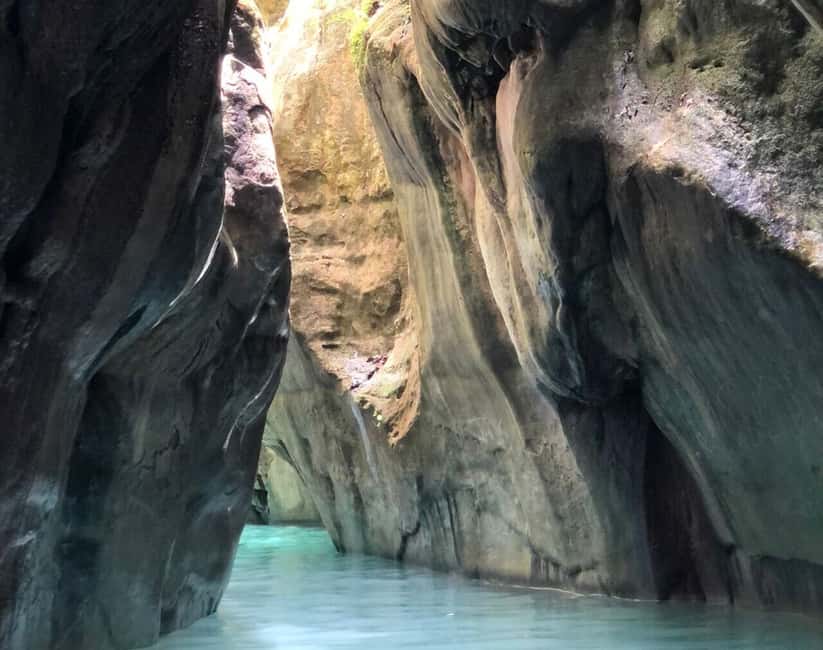 Puerto Plata: Damajagua Waterfalls Tour - The hike to Damajaguas pools