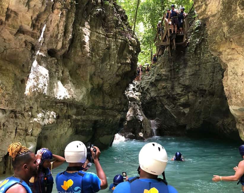 Puerto Plata: Damajagua Waterfalls Tour - Group size, guide support, and the human side