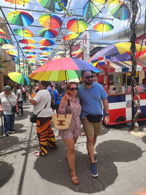 Puerto Plata: Monkey Tour, Fortress, and Historic Center - Calle de las Sombrillas and Callejón Rosado