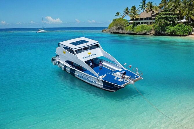 Puerto Plata Private Catamaran Snorkeling, BBQ & Open Bar - A Private Catamaran Instead of a Shared Excursion