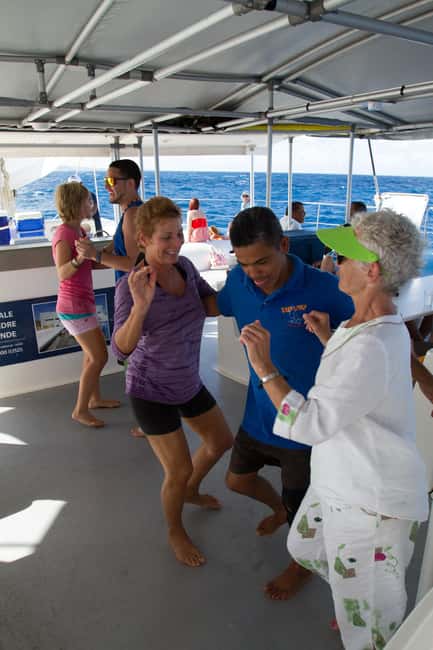 Puerto Plata: Sosúa Catamaran Day Trip with Lunch and Drinks - Who will enjoy this catamaran trip?