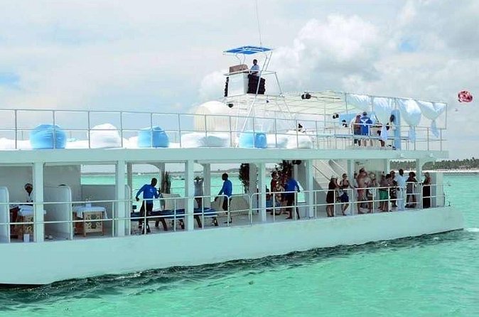 Punta Cana Adults Only Excursion to the only Floating Day Spa - Electronic ionization and the limits of the detox promise
