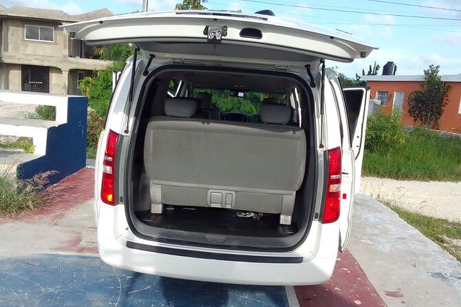 Punta Cana Airport PUJ Transfer Roundtrip to Hotels - Punta Cana and Bavaro Hotels: The Included Service Area