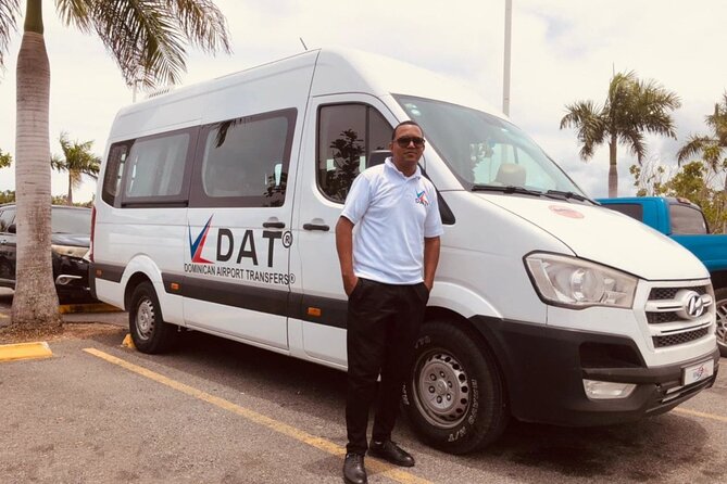 Punta Cana Airport to EXCELLENCE EL CARMEN (Uvero Alto) R/T - A private ride from Punta Cana Airport to Uvero Alto