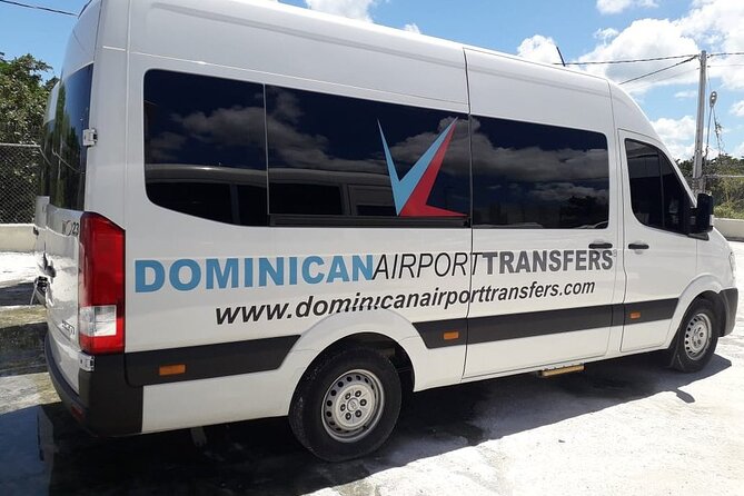 Punta Cana Airport to GRAND SIRENIS & AQUAGAME (Uvero Alto) R/T - Key points at a glance