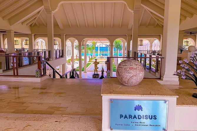 Punta Cana Airport to PARADISUS PALMA REAL in Punta Cana R/T - Why the private group price can work