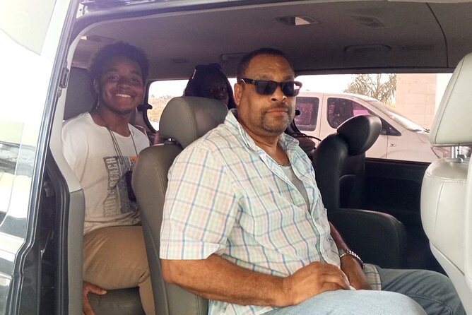Punta Cana Airport Transfers - Taxis, minivans & coaches - What this service does not include