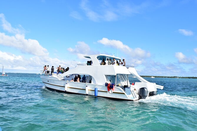 Punta Cana Booze Cruise, Snorkeling, Sand-Bar with Entertainment - What this Punta Cana cruise is really like