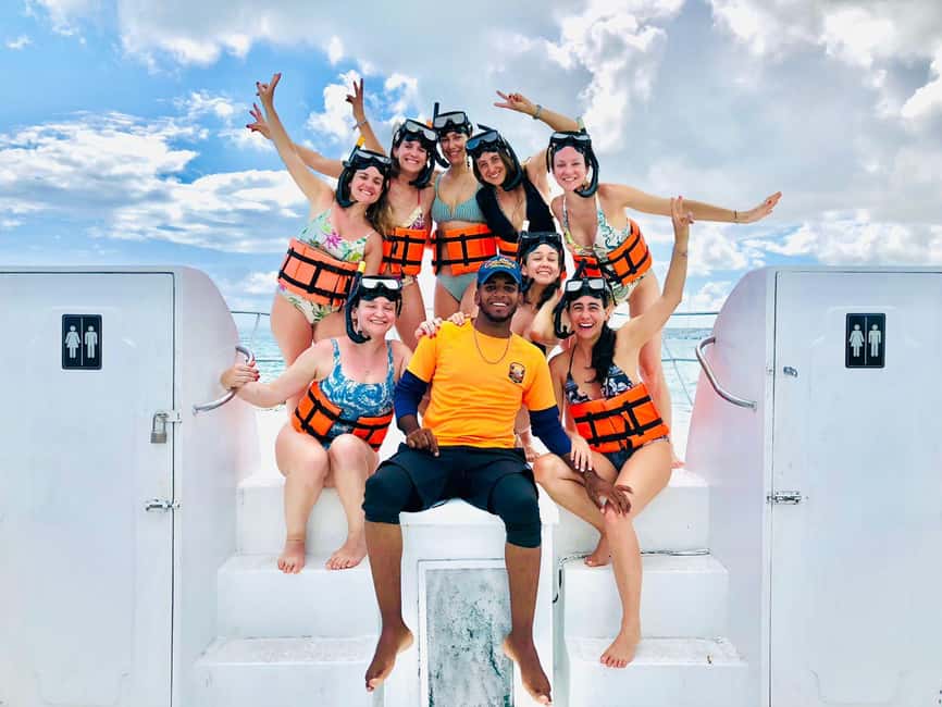 Punta Cana: Booze Cruise with Snorkel and Natural Pool Stop - What kind of Punta Cana outing is this?