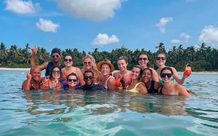 Punta Cana: Booze Cruise with Snorkel and Natural Pool Stop - Is $59 a fair price?