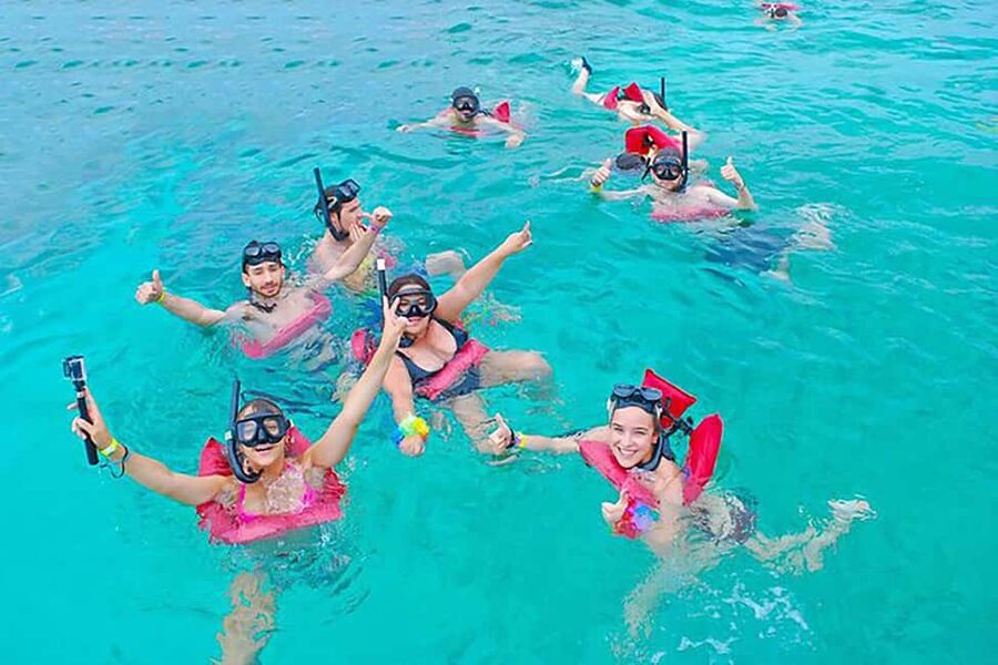 Punta Cana: Catamaran Boat Party with Unlimited Drinks - A half-day party boat with two distinct moods