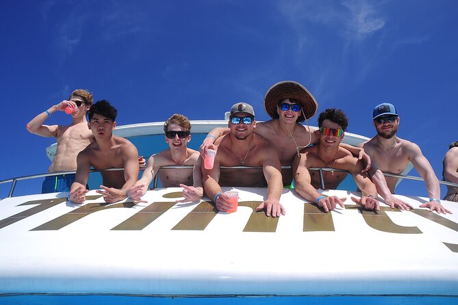 Punta Cana Catamaran Party– Snorkeling, Open Bar, Music & Pickup - How to make the day go better