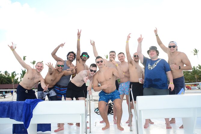 Punta Cana Catamaran Private Tour with BBQ and Natural Pool - The private format and the service question