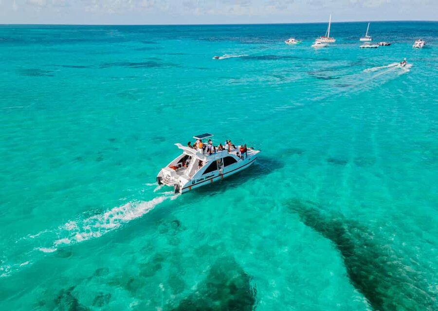 Punta Cana: Catamaran Tour with Reef Snorkeling and Open Bar - Book it or choose another boat day?