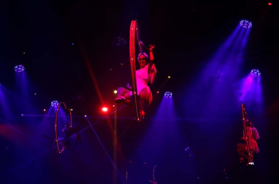 Punta Cana: Coco Bongo Nightclub Experience with Transfer - Arriving before the 9:00 PM show
