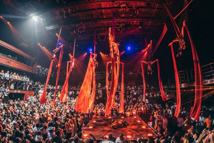Punta Cana: Coco Bongo Nightclub Experience with Transfer - Who will enjoy Coco Bongo most