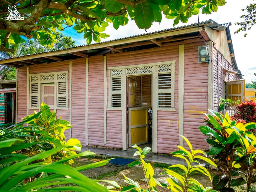 Punta Cana Cultural Tour History and Traditions Small Group - Higüey’s market and the everyday side of the country