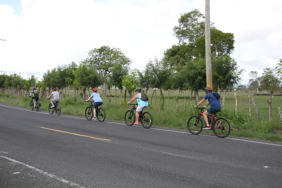 Punta Cana E-bike tour: Macao, El Salado, Ceiba, El Caño - Is $75 a fair price?