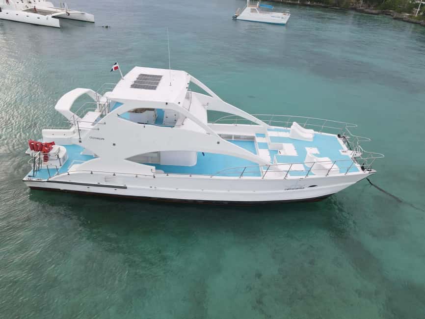 Punta Cana: Exclusive Private Catamaran Tour to Saona Island – VIP Service - Starting with a private ride to Bayahibe