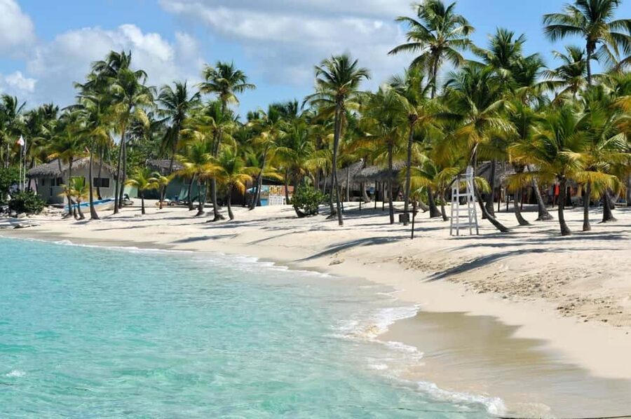 Punta Cana: Full Day Boat Trip to Catalina Island with Lunch - Catalina Island in one long day