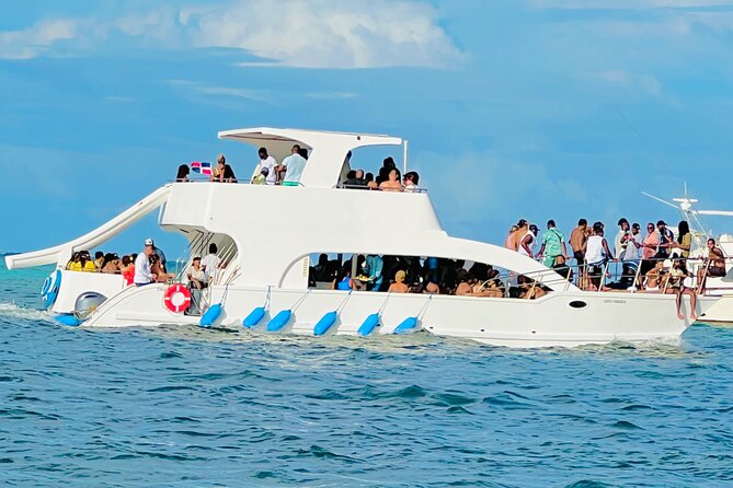 Punta Cana Hip Hop Party Boat with Snorkeling & Unlimited Drinks - Hip Hop, Reggaeton, and Afrobeats on the Boat
