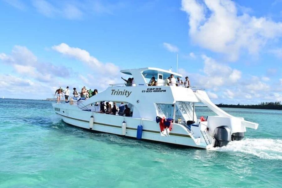 Punta Cana: Hip Hop Party Cruise w/Open Bar (Adults Only) - Key points to know before booking