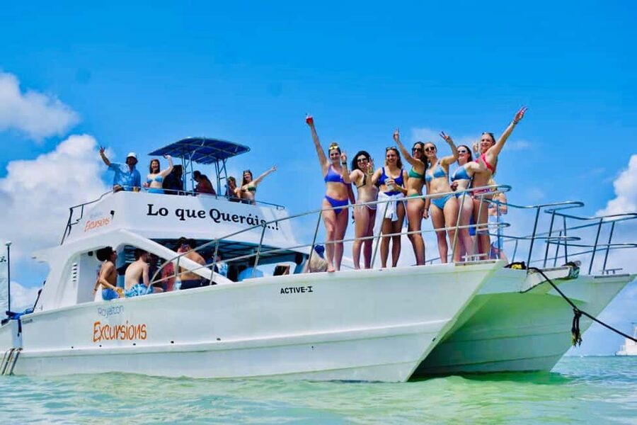 Punta Cana: Hip Hop Party Cruise w/Open Bar (Adults Only) - A three-hour cruise built around music and water
