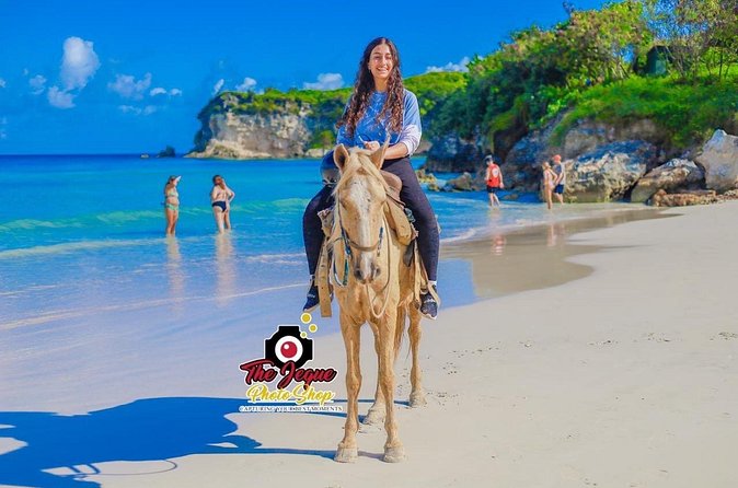 Punta Cana Horseback Riding Adventure with Exclusive Visits - The Taína cave adds history and shade