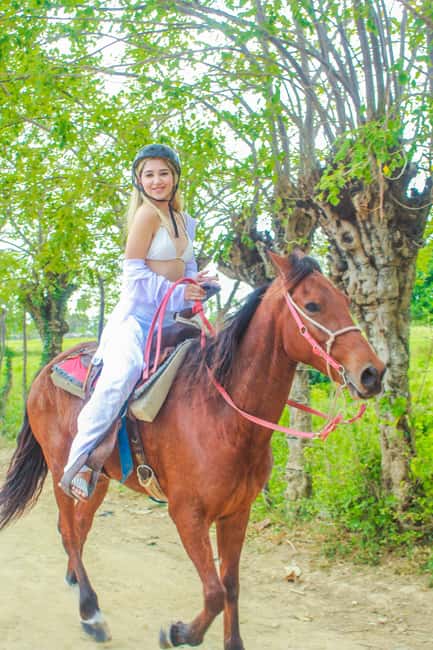 Punta Cana Horseback riding & Sunset + beach + free pick-up - From Punta Cana resorts to the Macao countryside