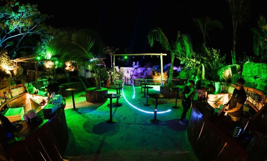 Punta Cana: Maroca Club Open Bar (Entry, Drinks & Transfers) - Who will enjoy this night most