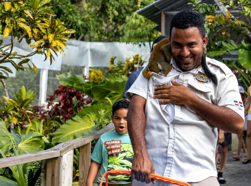 Punta Cana: Monkey Land Half-Day Safari and Plantation - Guides can make or break the transfer