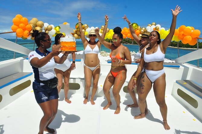 Punta Cana Party Boat Snorkeling with Music DJ and Open Bar - Quick takeaways for the Blue Marine boat
