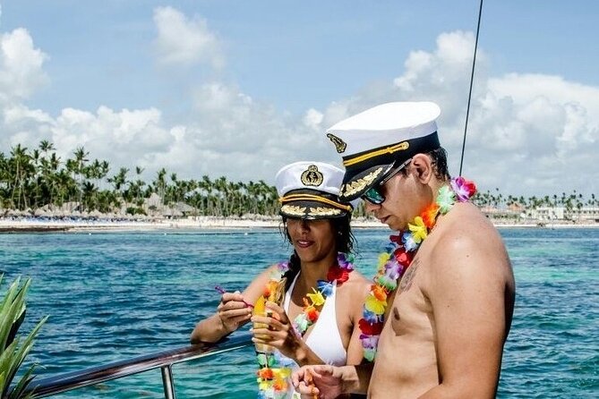 Punta Cana Party Boat Snorkeling with Music DJ and Open Bar - Music, drinks, and the party atmosphere