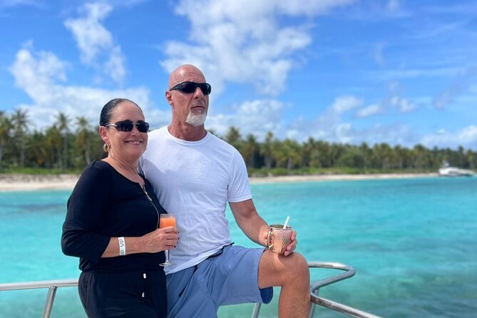 Punta Cana Private Boat Tour with Transportation Included - The final hour at a shallow natural pool