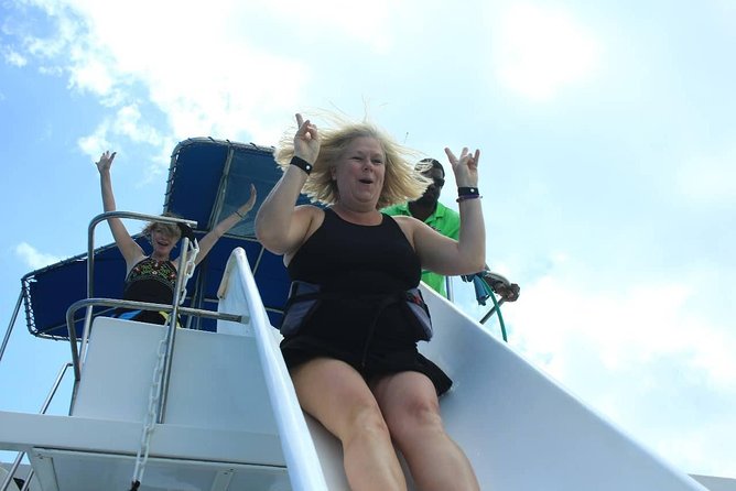 Punta Cana Private Booze Cruise with Open Bar (10+ People) - Is $800 a good value for your group?