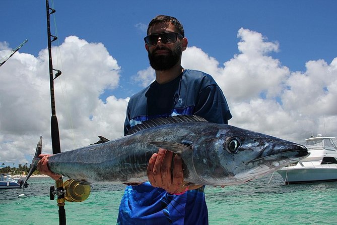 Punta Cana Private Fishing Charter on 39 Foot Boat with Bevarages - Drinks, comfort, and what you need to bring