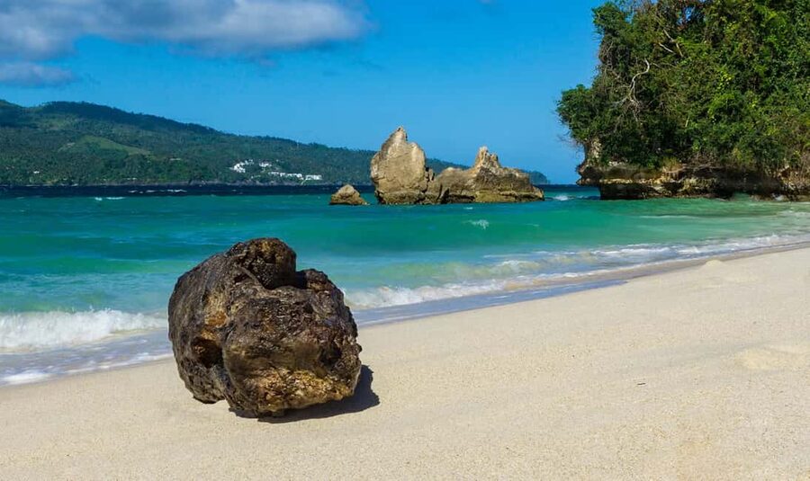 Punta Cana: Samaná Cayo Levantado & El Limón Waterfall Tour - Why this Samaná day trip is worth the long ride