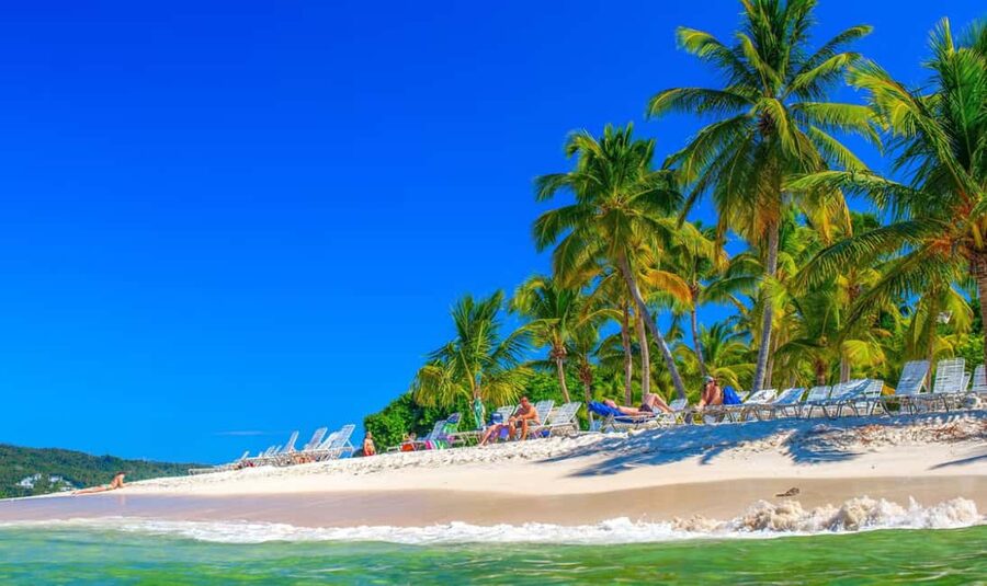 Punta Cana: Samaná Cayo Levantado & El Limón Waterfall Tour - Who should book this excursion