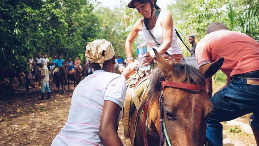 Punta Cana: Samana Full Day Trip Whale Cascada El Limon - The horse ride to El Limón waterfall