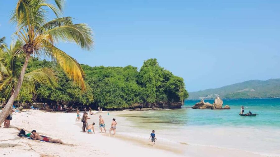 Punta Cana: Samana Full Day Trip Whale Cascada El Limon - Samaná Bay and seasonal whale watching