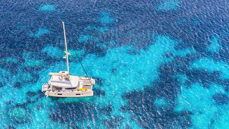 Punta Cana: Saona Island Catamaran Tour with Food & Open Bar - Three hours on Saona’s beach