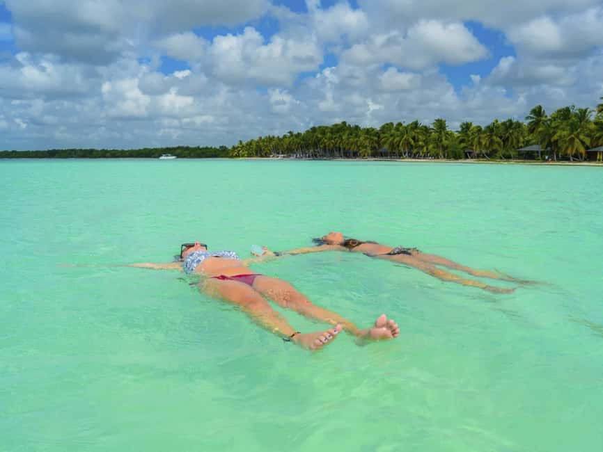 Punta Cana: Saona Island Day Trip with Blue Lagoon & Lunch - What to pack for a smoother day