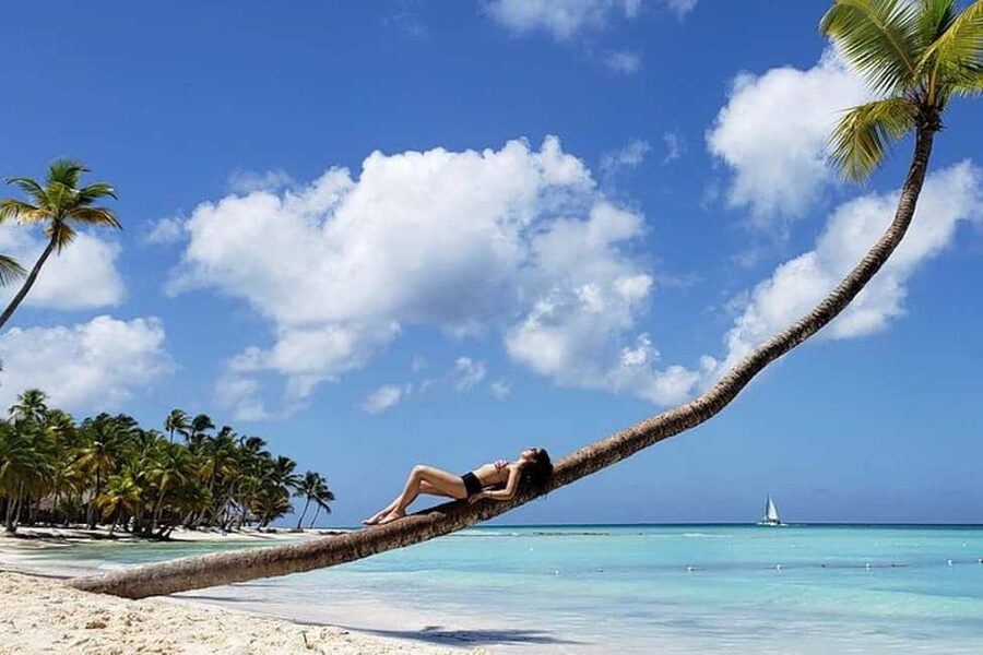 Punta Cana: Saona Island Full-Day Group Tour - Pickup from Punta Cana and the ride to Bayahibe