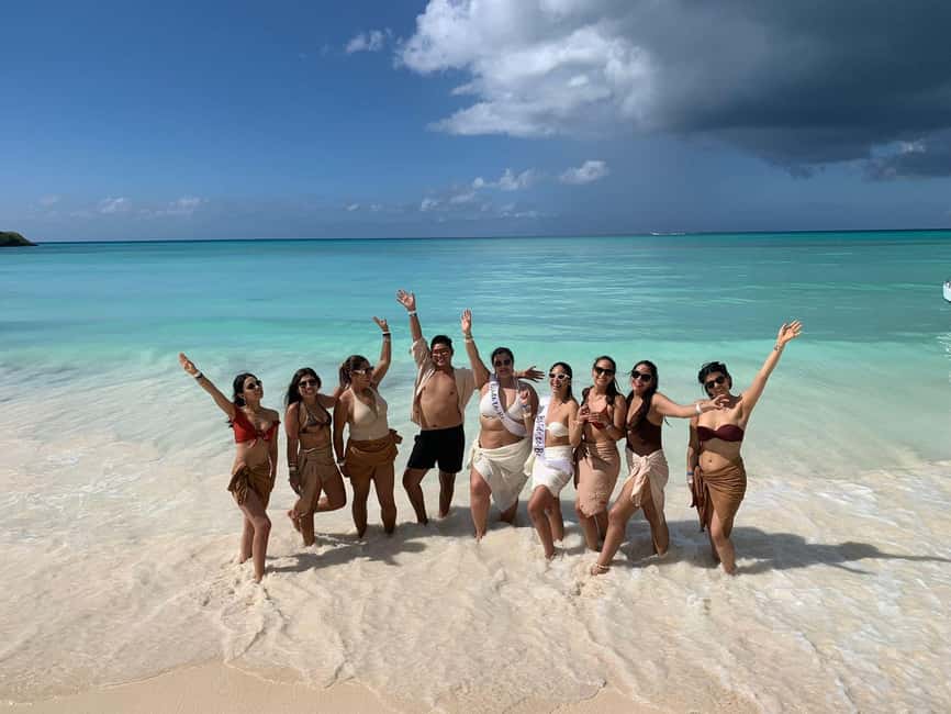 Punta Cana: Saona Island VIP 4 first-class beach and sunset - Mano Juan and the turtle sanctuary
